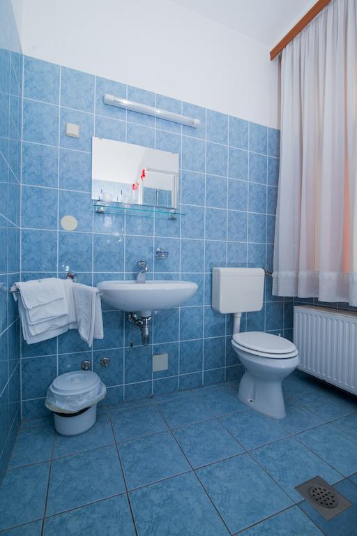 Garni Hotel Vila Ana Rogaska Slatina Room photo